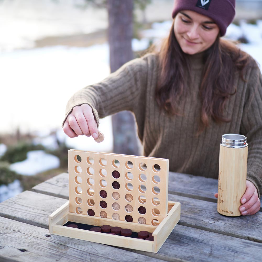 Jeu en bambou Puissance 4